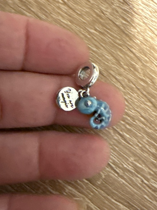 Pandora Blue Seahorse Enamel Dangle Charm - Picture 6 of 7
